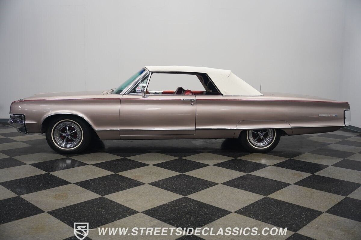 1965 Chrysler 300L Convertible - photo 3