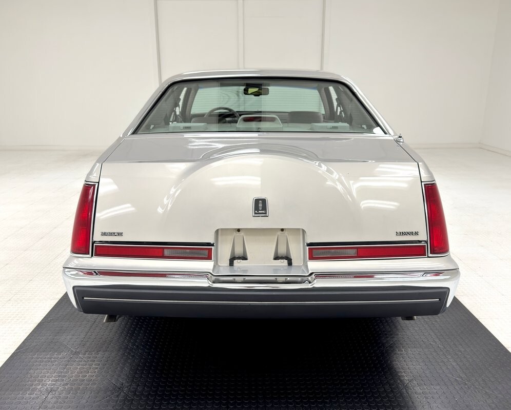 1991 Lincoln Mark Series LSC - photo 4