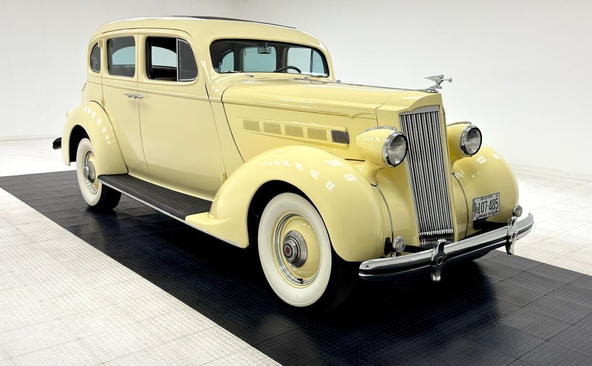 1936 Packard 120 Series Sedan - photo 7