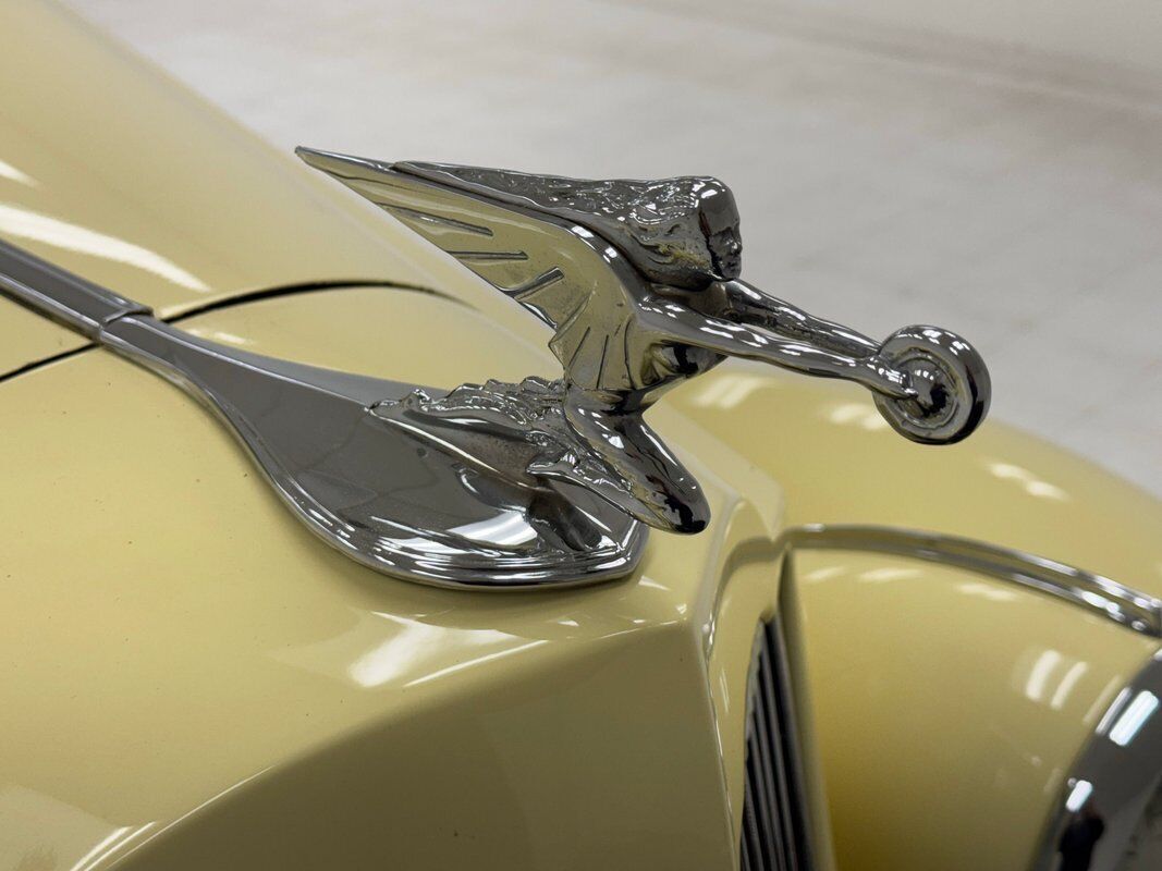 1936 Packard 120 Series Sedan - photo 9