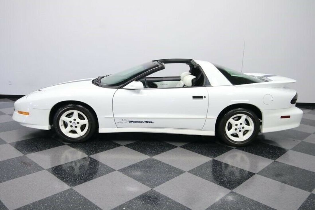 1994 Pontiac Firebird Trans Am 25th Anniversary Edition - photo 3