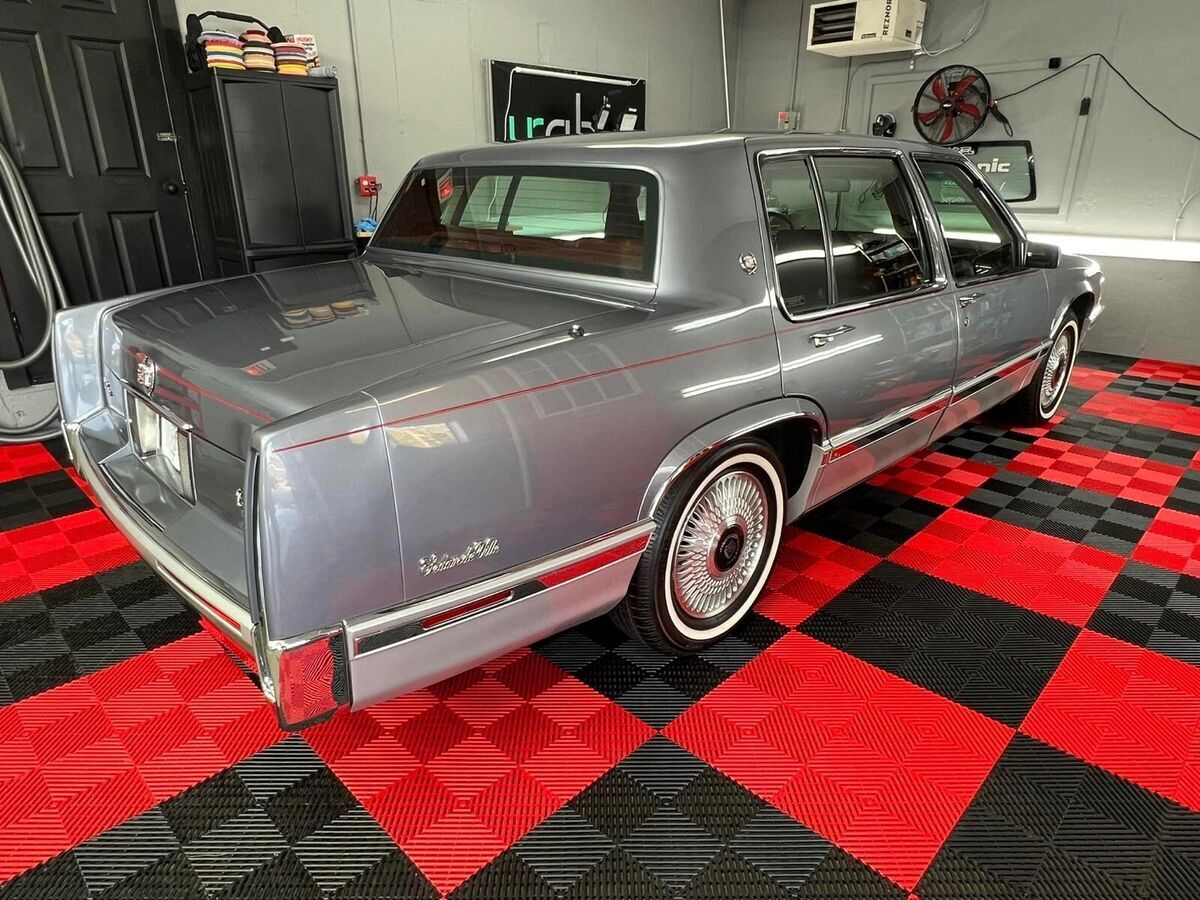 1991 Cadillac DeVille - photo 2