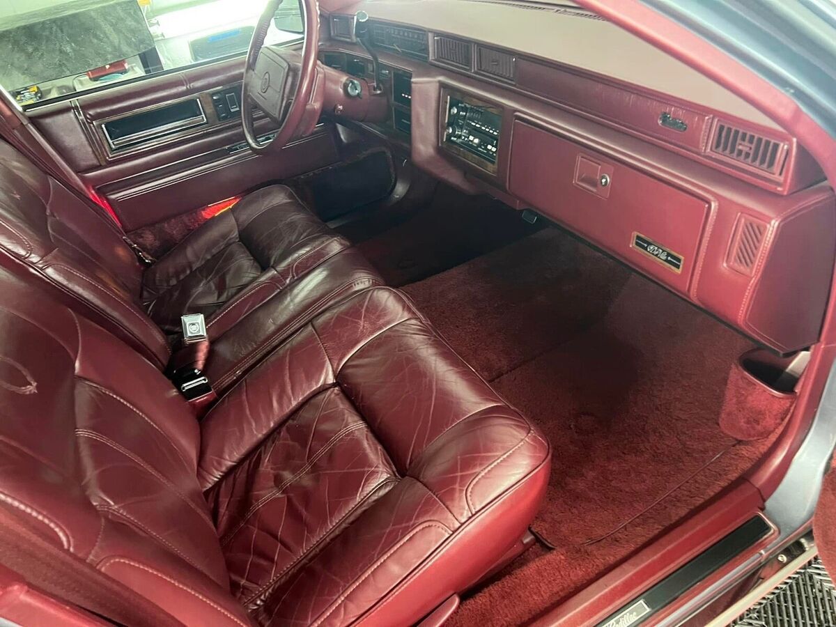 1991 Cadillac DeVille - photo 6