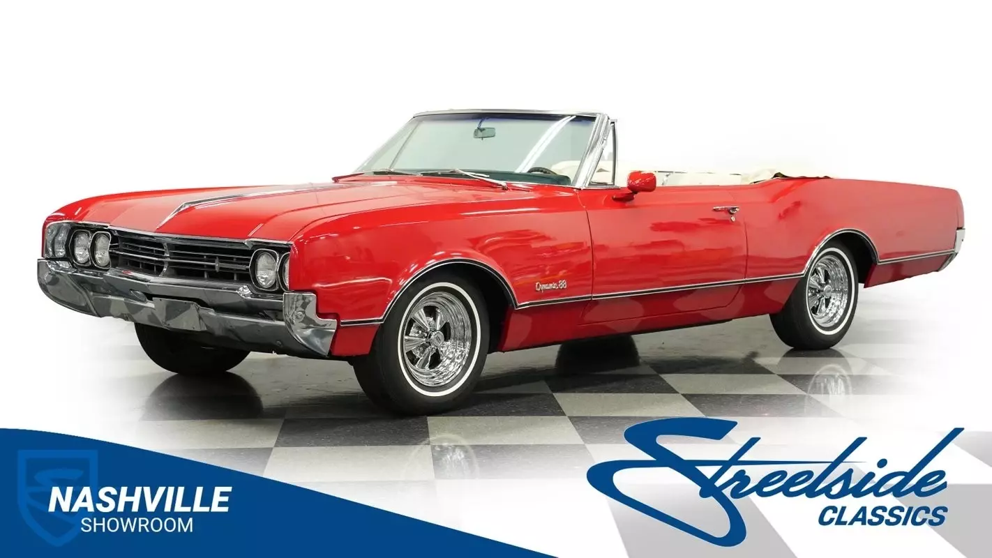 425 CI V8, AUTOMATIC, POWER STEERING/BRAKES, ATTRACTIVE RED OVER WHITE, COOL OLD 1966 Oldsmobile Eighty-Eight Convertible