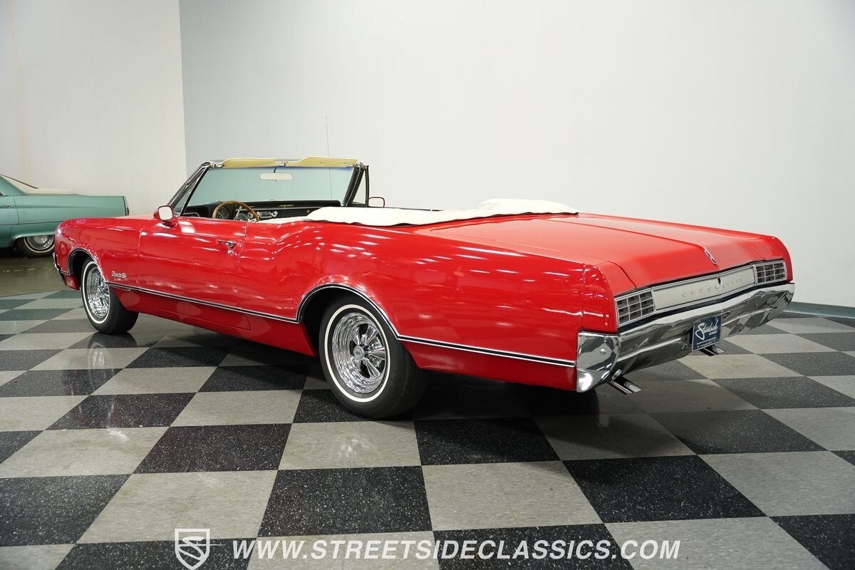 1966 Oldsmobile Eighty-Eight Convertible - photo 10