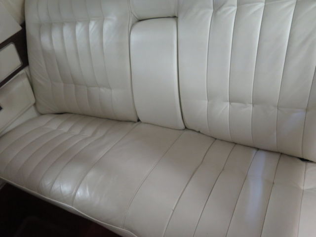 1977 Cadillac DeVille - photo 3
