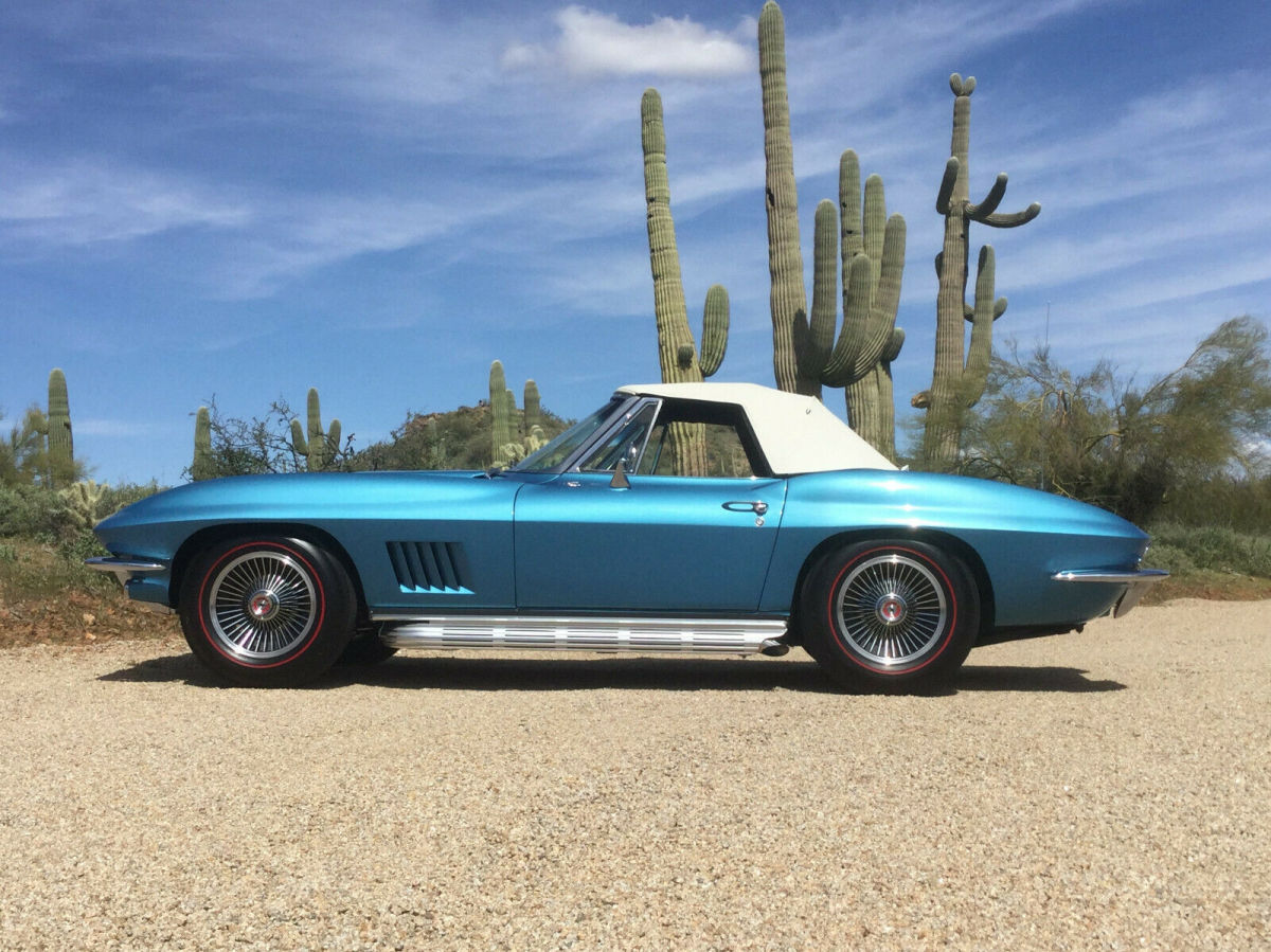 1967 Chevrolet Corvette "L71" 427-435 HP Convertible - photo 2