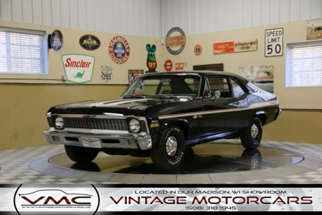 427 V8 - Straight - Perfect Gaps - Muncie 4 speed - Bright, Glossy Paint 1970 Chevrolet Nova