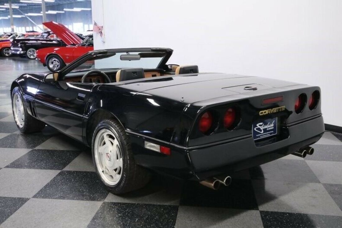 1989 Chevrolet Corvette Convertible - photo 10