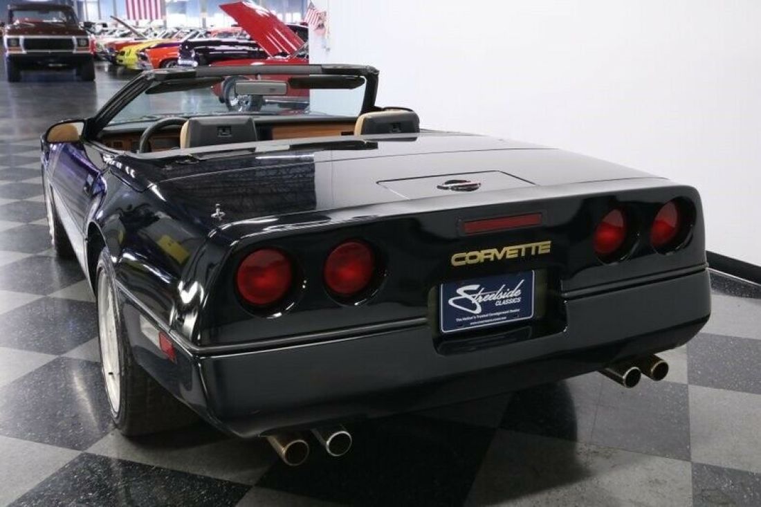 1989 Chevrolet Corvette Convertible - photo 11