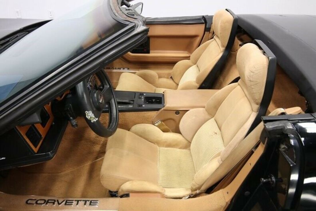 1989 Chevrolet Corvette Convertible - photo 5