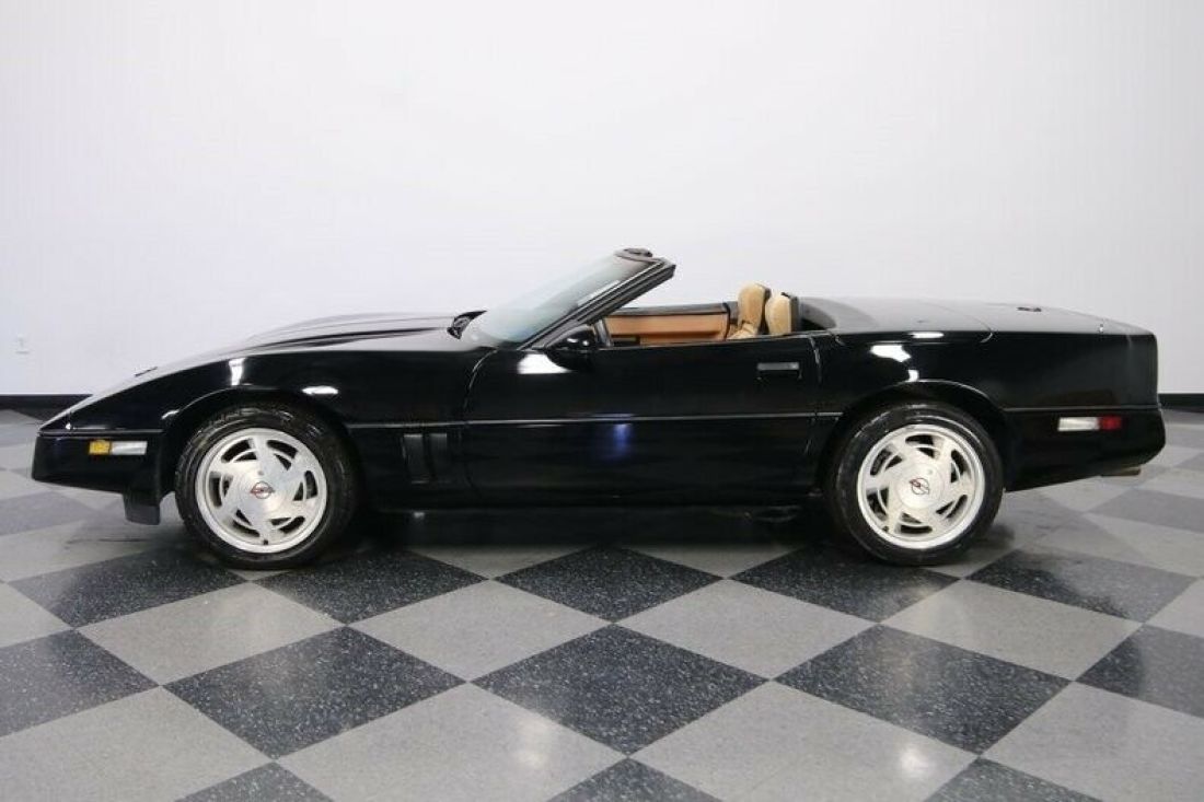 1989 Chevrolet Corvette Convertible - photo 8