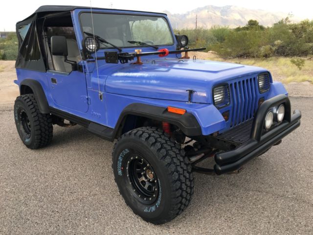 4.2L 6 Cylinder 5 Speed 4x4 RUST FREE ARIZONA 125k Mile Survivor Rock Crawler 1987 Jeep Wrangler YJ