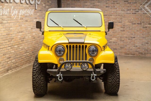 1985 Jeep CJ-8 Scrambler - photo 2