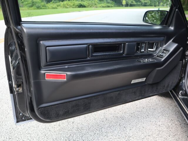 1990 Cadillac Eldorado Biarritz - photo 6