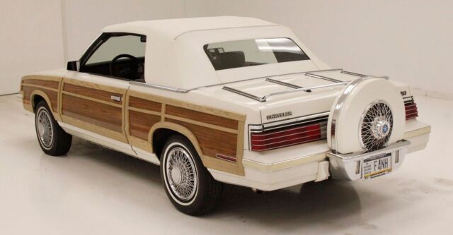 1984 Chrysler LeBaron Mark Cross Town & Country Convertible - photo 5