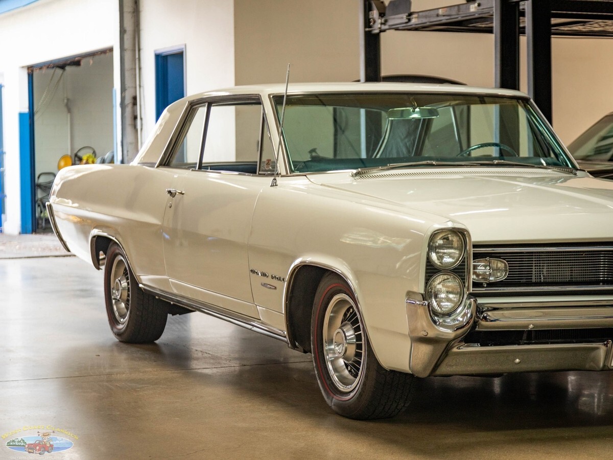 1964 Pontiac Grand Prix Tri Power 389 V8 5 spd 2 Door Hardtop - photo 11