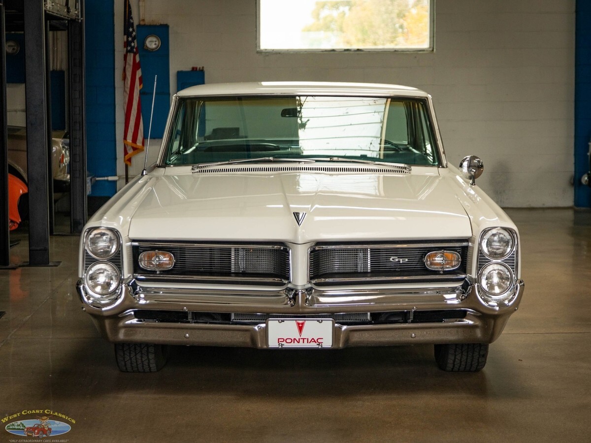 1964 Pontiac Grand Prix Tri Power 389 V8 5 spd 2 Door Hardtop - photo 13