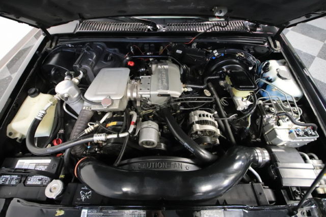 1992 GMC Typhoon - photo 4