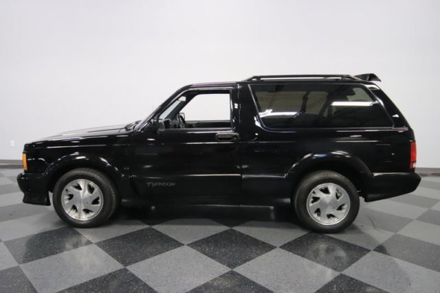1992 GMC Typhoon - photo 3