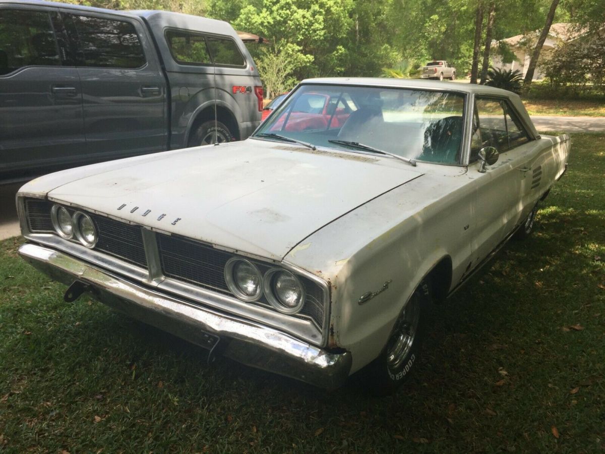1966 Dodge Coronet - photo 2