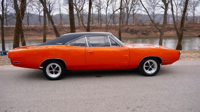 1970 Dodge Charger 500 - photo 8