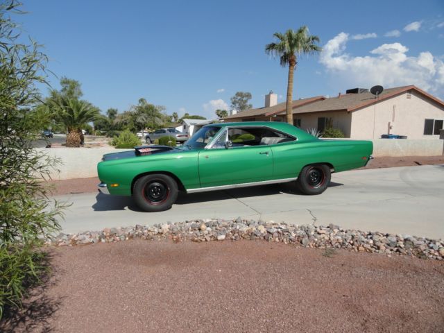 440 Six Barrel 4 speed NO RESERVE 1969 Plymouth Road Runner