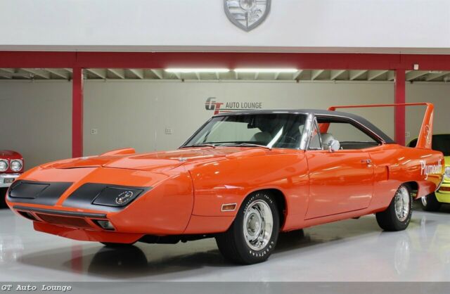 440 Six Pack Road Runner Superbird 4-Speed Award Winning Restored Dodge Daytona 1970 Plymouth Road Runner Superbird