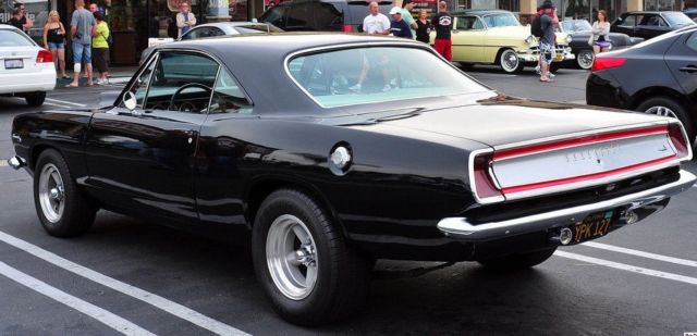 440 six pack rotisserie restoration 1967 Plymouth Barracuda