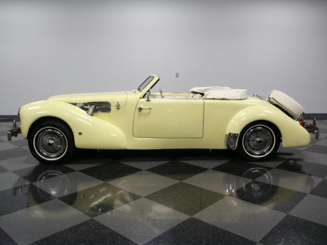 1970 Cord Royale - photo 2