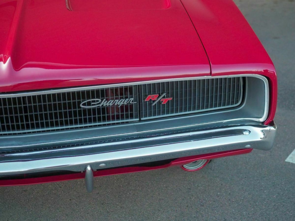 1968 Dodge Charger Beautifully Restored - 440 V8 - Automatic - photo 12