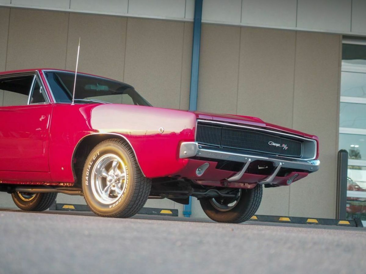 1968 Dodge Charger Beautifully Restored - 440 V8 - Automatic - photo 3