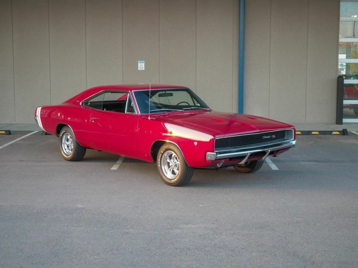 1968 Dodge Charger Beautifully Restored - 440 V8 - Automatic - photo 5