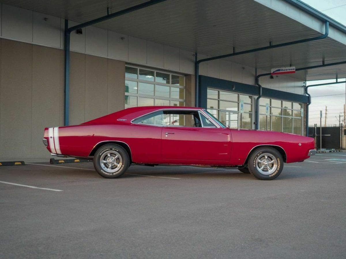 1968 Dodge Charger Beautifully Restored - 440 V8 - Automatic - photo 7