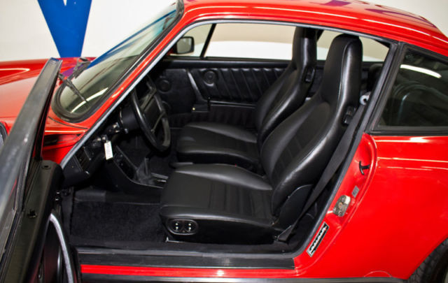 1988 Porsche 911 Carrera Coupe 2-Door - photo 12