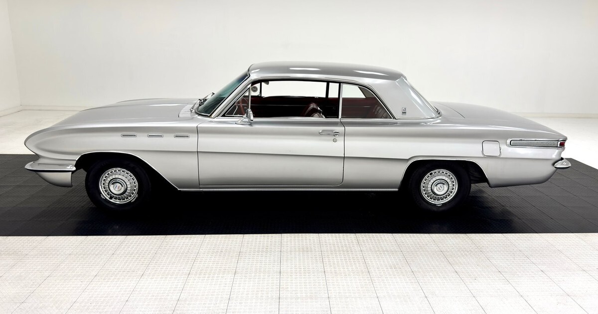 1962 Buick Skylark Coupe - photo 2