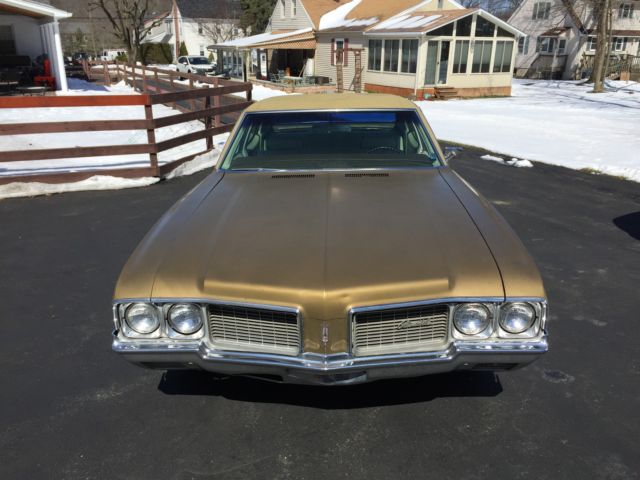 1970 Oldsmobile Cutlass Cutlass - photo 2