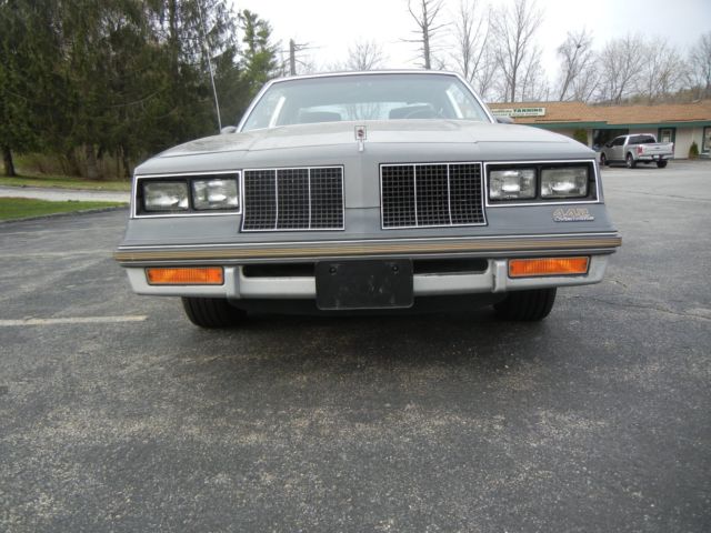 1985 Oldsmobile Cutlass 442 - photo 2