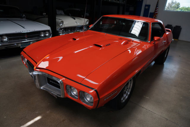 1969 Pontiac Firebird 400 V8 Custom 2 Door Hardtop --
