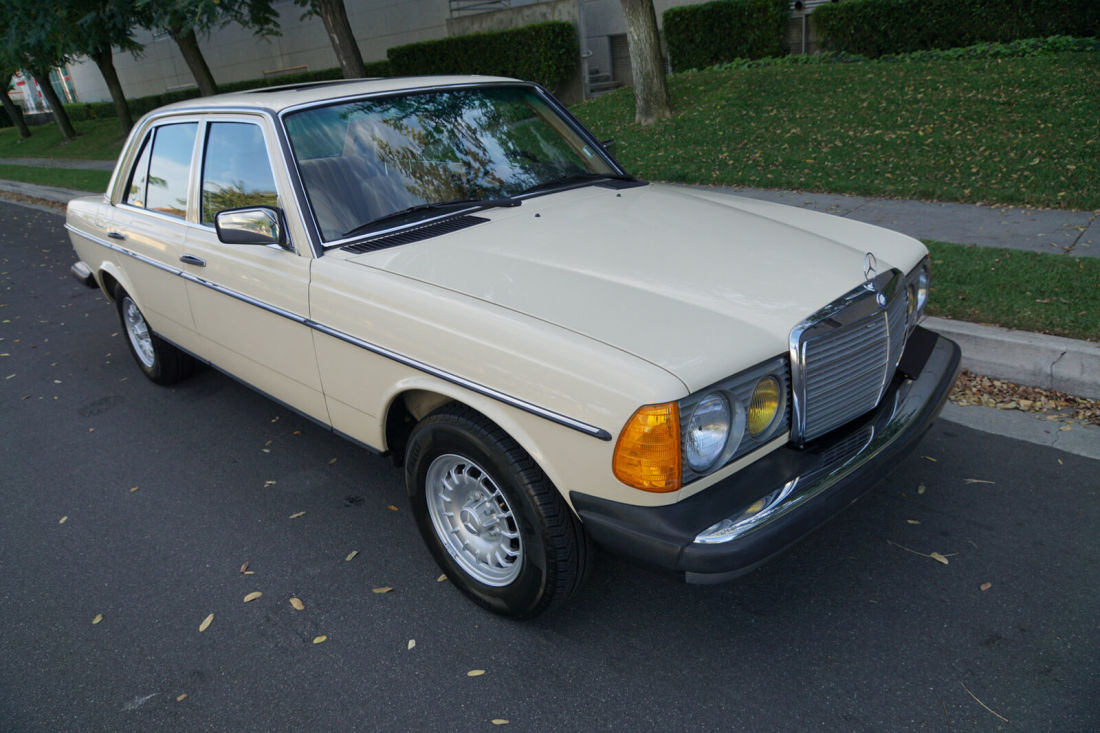 1983 Mercedes-Benz 300D TURBO DIESEL WITH 44K ORIG MILES 300 D - photo 7