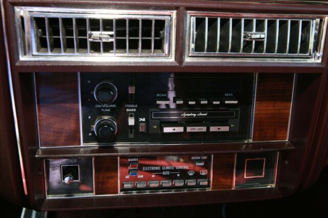 1987 Cadillac Brougham - photo 13