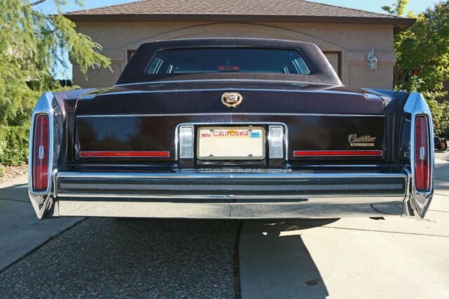 1987 Cadillac Brougham - photo 4