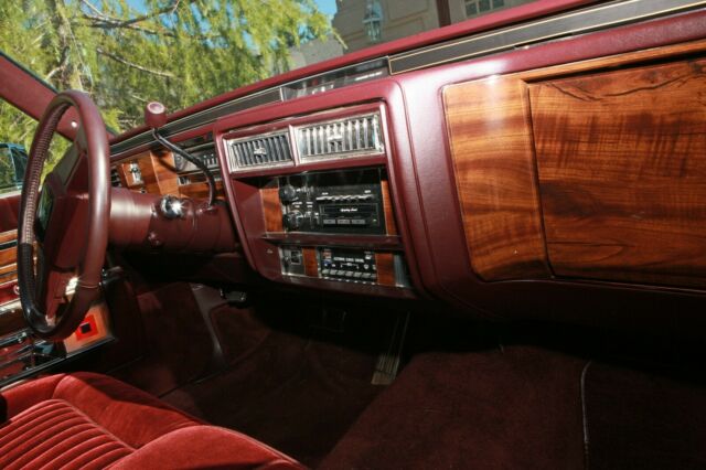 1987 Cadillac Brougham - photo 6