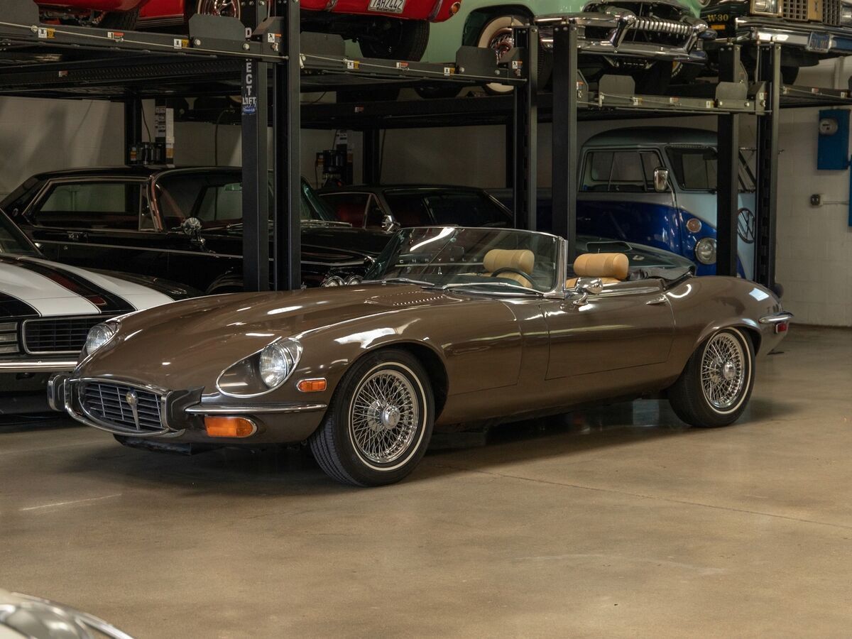 44782 Miles 5.4L V12 4 spd manual2 Door Convertible 1973 Jaguar XKE E-Type Series III V12 4 spd Roadster with Hard