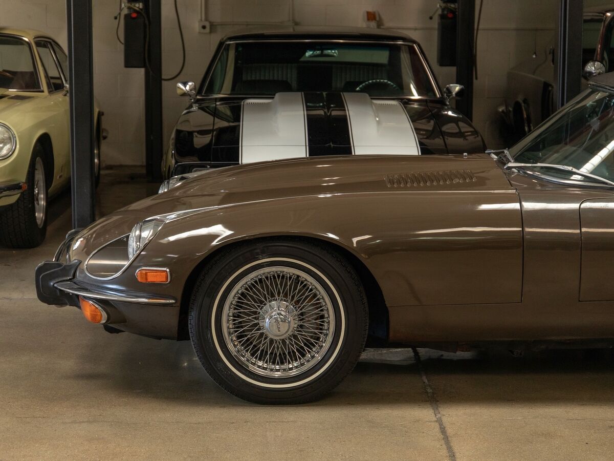 1973 Jaguar XKE E-Type Series III V12 4 spd Roadster with Hard - photo 5