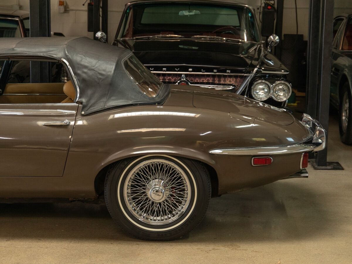 1973 Jaguar XKE E-Type Series III V12 4 spd Roadster with Hard - photo 7