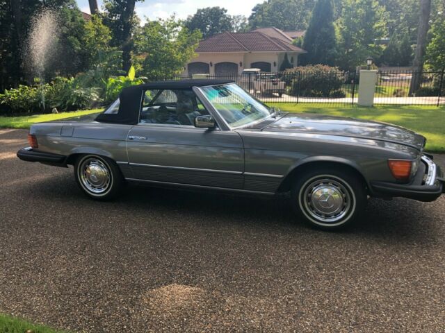 1977 Mercedes-Benz SL-Class - photo 8