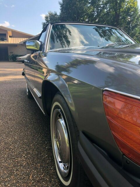 1977 Mercedes-Benz SL-Class - photo 9