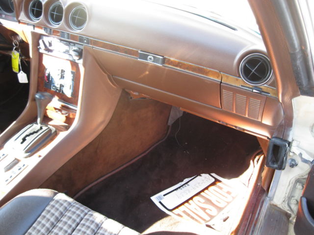 1979 Mercedes-Benz 400-Series - photo 12