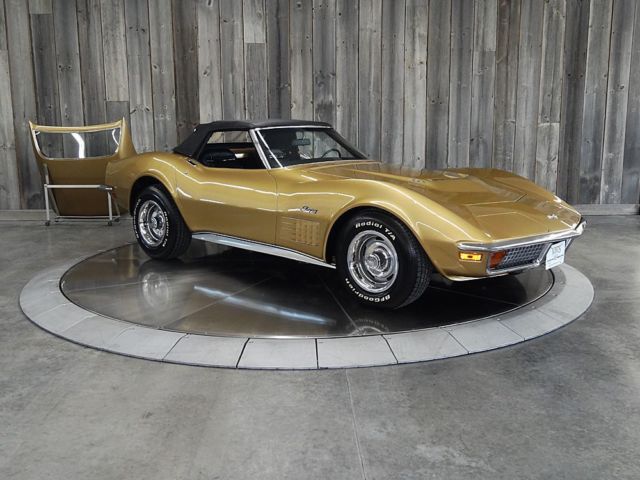 1972 Chevrolet Corvette 454 4spd Two Tops Frame off Restored Beautiful - photo 12